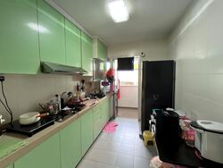 Blk 426B Floral Spring @ Yishun (Yishun), HDB 4 Rooms #617752061
